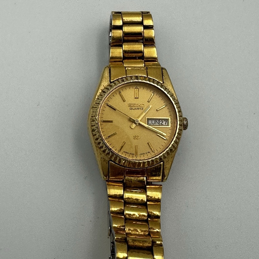 Vintage Seiko Quartz Womens Watch Gold Tone Day Date Japan 5Y23-8029